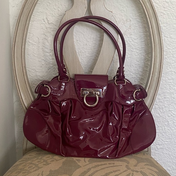 VINTAGE Salvatore Ferragamo Patent Shoulder Bag - Picture 1 of 6